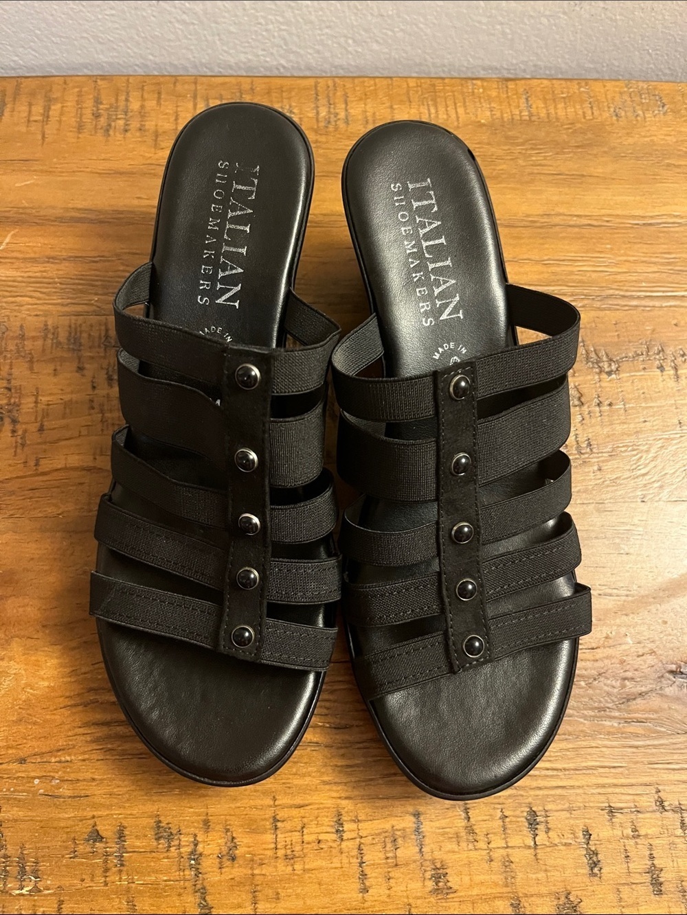Italian Shoemakers Black Multi-Strap Slide Sandals Size 9